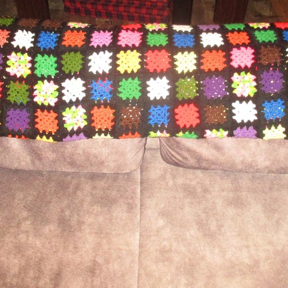 Roseanne Style Granny Square Afghan MultiColor Crochet Throw Heavy 60”x50” - Picture 2 of 6